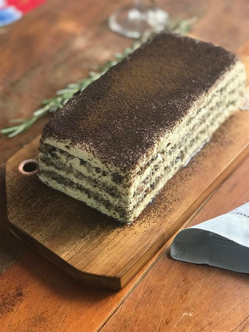 Terrine de cogumelos com areia de funghi. Acompanha pão placa de parmesão - Image 2
