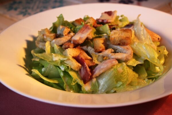 Salada Caesar